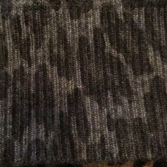 Cache Gray & Black Leopard Print Sweater - Picture 7 of 8